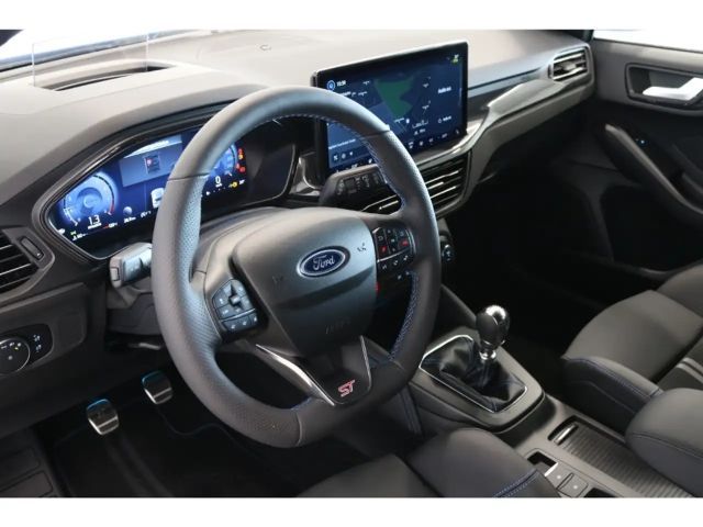 Ford Focus ST Line