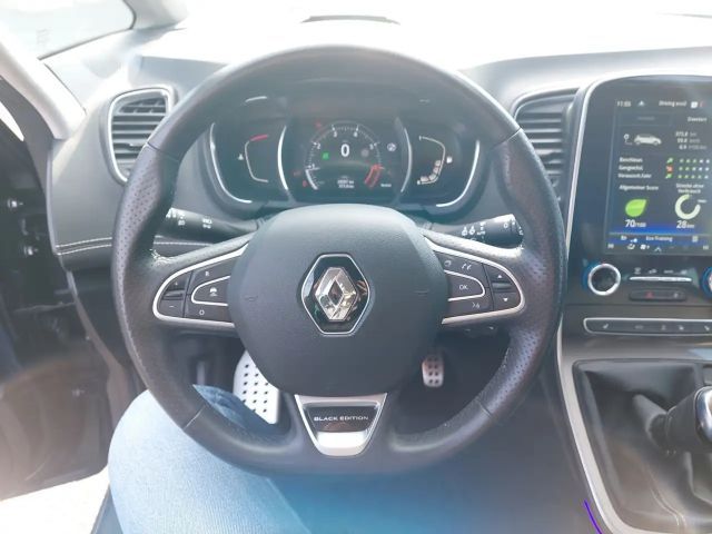 Renault Scenic TCe 140