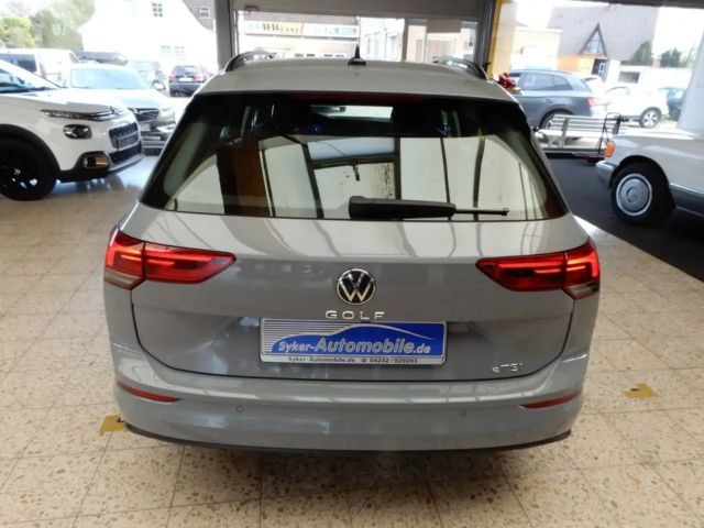 Volkswagen Golf DSG Life Variant