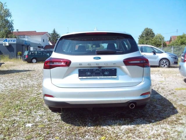 Ford Focus EcoBoost Titanium Wagon