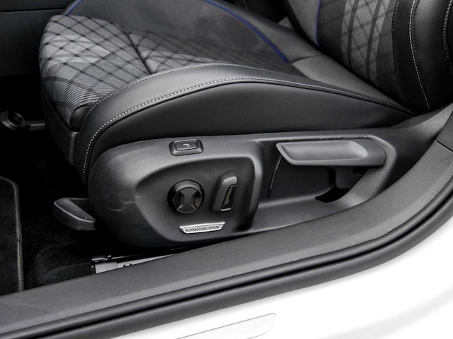 Volkswagen Passat 2.0 TDI DSG R-Line Variant