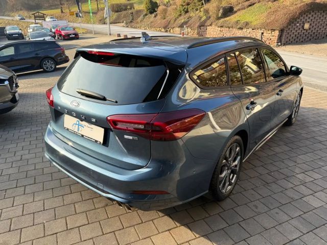 Ford Focus ST Line Wagon