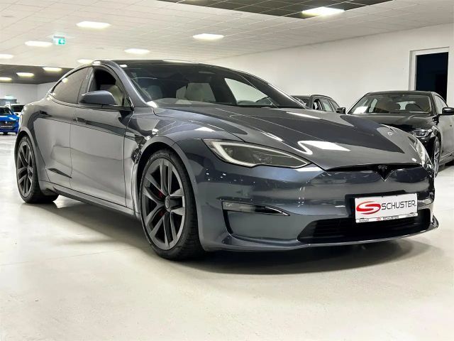 Tesla Model S Plaid