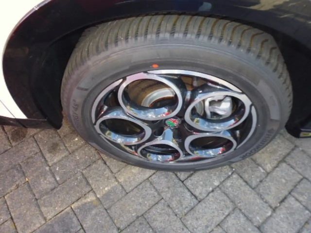 Alfa Romeo Tonale Hybrid TI