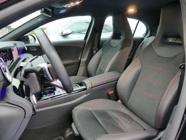 Mercedes-Benz A 200 AMG Line