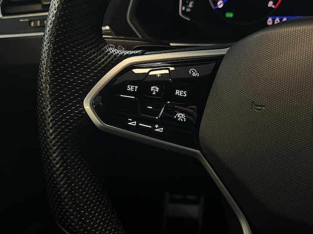 Volkswagen Tiguan Tiguan 2.0   R-L  BT180TSI D7A