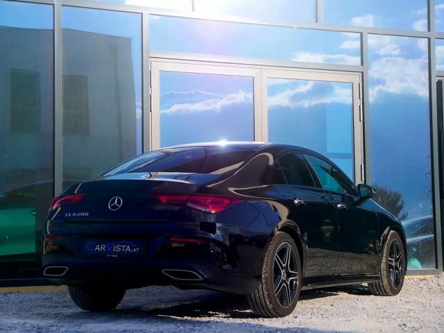 Mercedes-Benz CLA 200 AMG Line Coupé