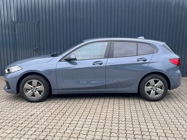 BMW 116 116i 5-deurs Sedan