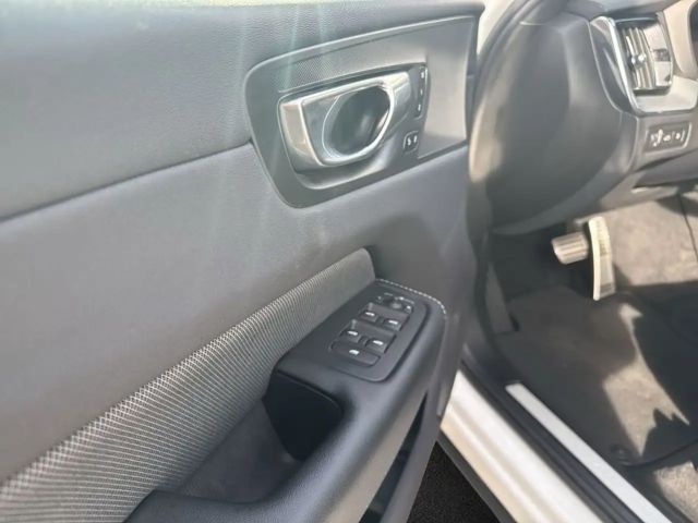 Volvo XC60 AWD Geartronic Recharge T6