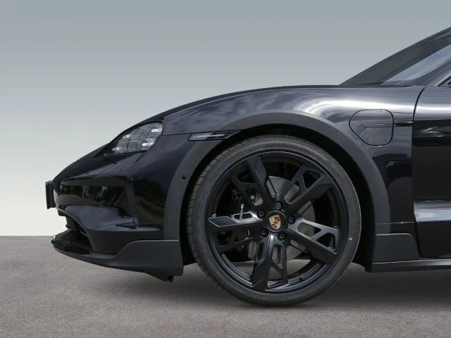 Porsche Taycan 4S Cross Turismo