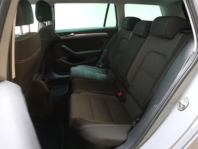 Volkswagen Passat 2.0 TDI Business DSG