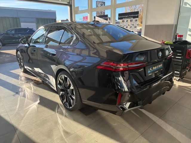 BMW 540 540d M-SportPro Sedan xDrive