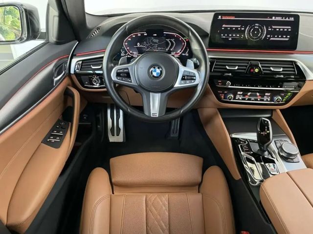 BMW 520 520d M-Sport