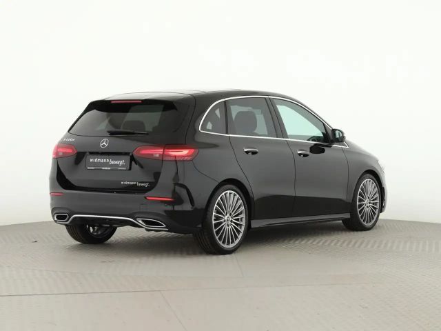 Mercedes-Benz B 220 AMG Line B 220 d