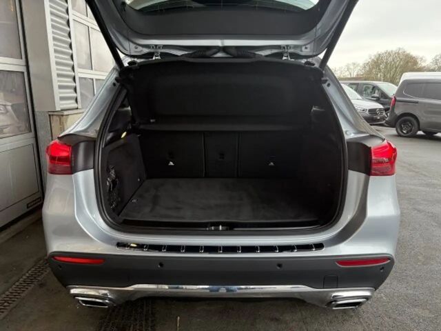 Mercedes-Benz GLA 200 Progressive