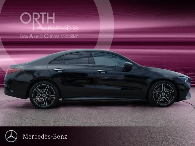 Mercedes-Benz CLA 200 AMG Line Coupé