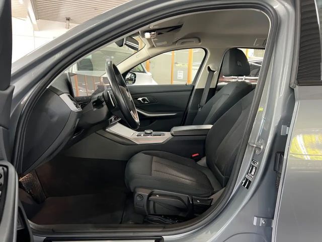 BMW 318 318d Touring