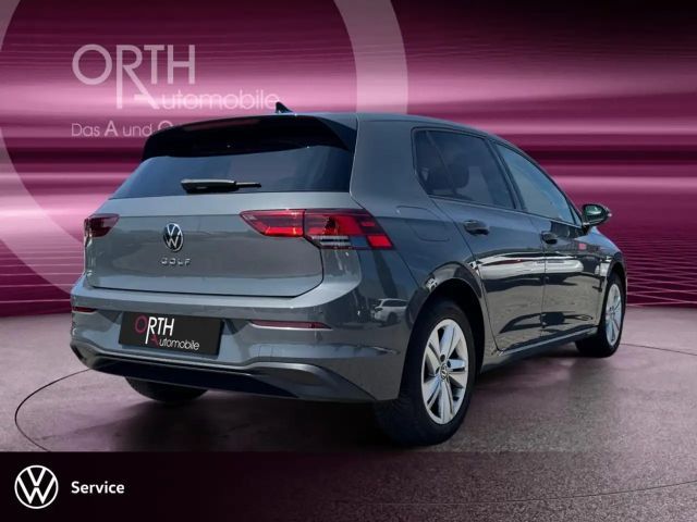 Volkswagen Golf 1.0 TSI