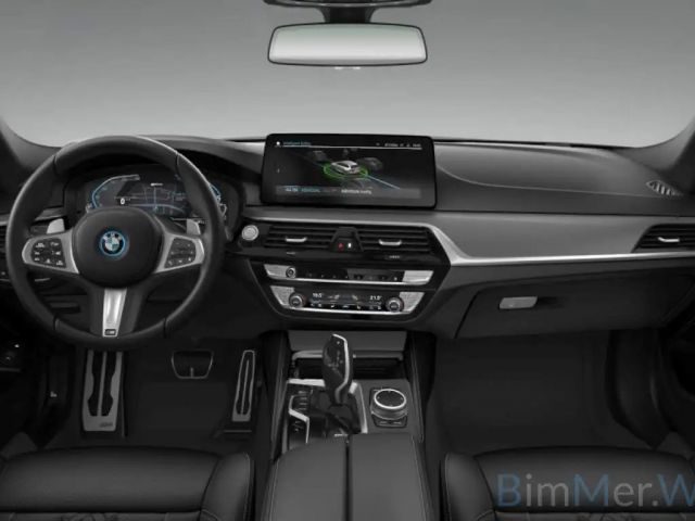 BMW 530 530e M-Sport Touring xDrive