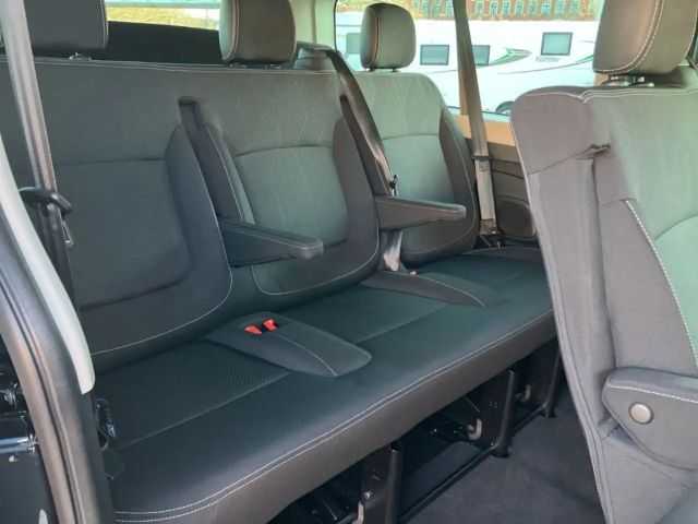 Renault Trafic Blue Combi L2H1 Life