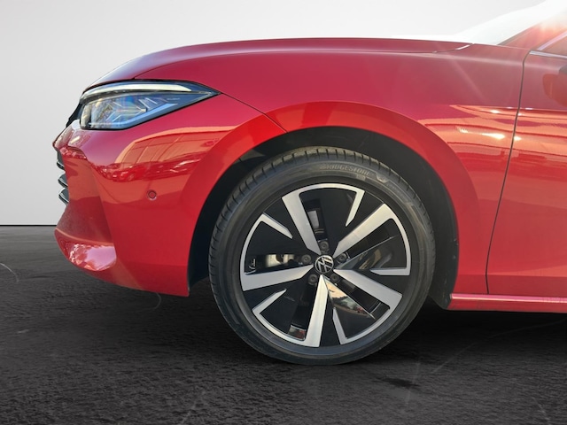 Volkswagen Passat 1.5 eTSI Business DSG Variant