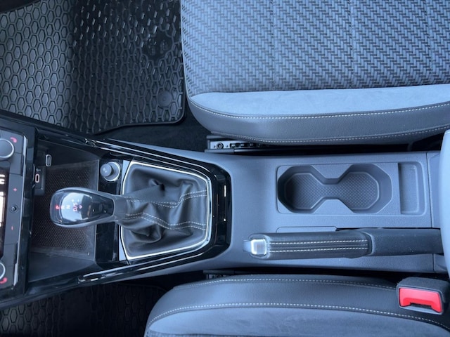 Volkswagen T-Cross 1.0 TSI DSG R-Line