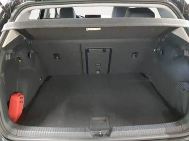 Volkswagen Golf 1.5 eTSI Golf VIII