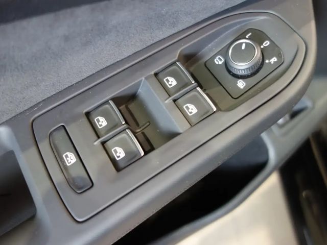 Volkswagen Golf DSG Style eHybrid