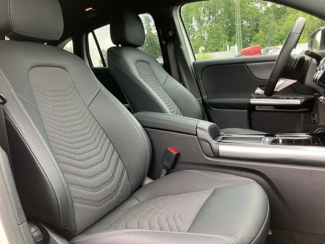 Mercedes-Benz GLA 200 GLA 200 d