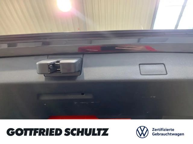 Volkswagen Golf DSG Golf VIII Life Variant