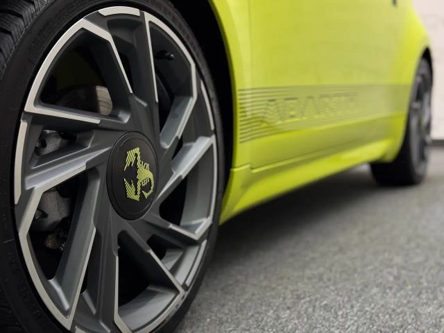 Abarth 500e Scorpionissima