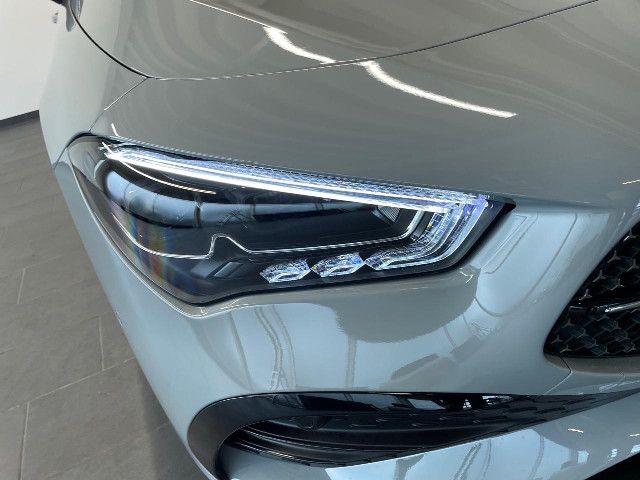 Mercedes-Benz CLA 200 Shooting Brake