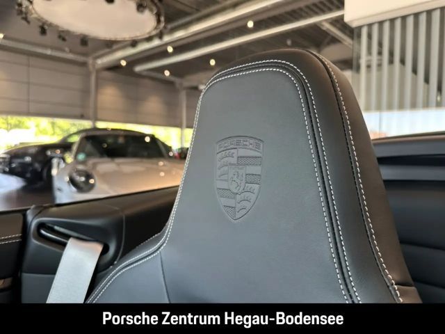 Porsche 992 Cabrio Carrera GTS