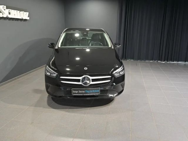 Mercedes-Benz B 250 B 250 e
