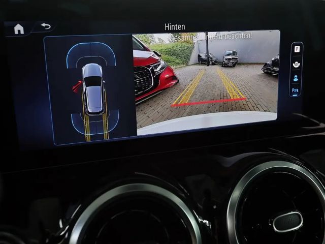 Mercedes-Benz B 200 Sedan