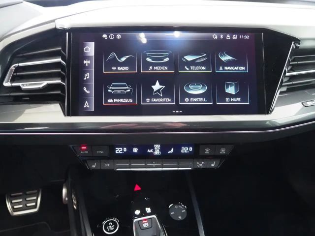 Audi Q4 e-tron Business Quattro