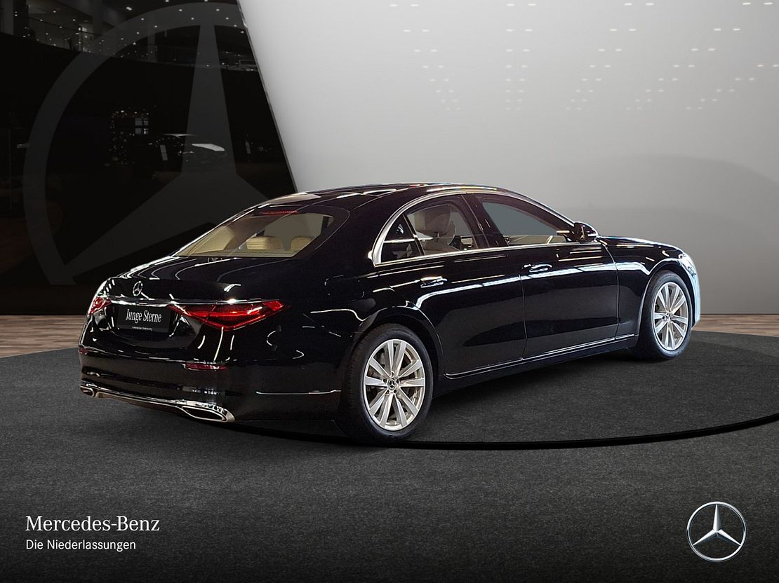 Mercedes-Benz S 500 4MATIC Sedan