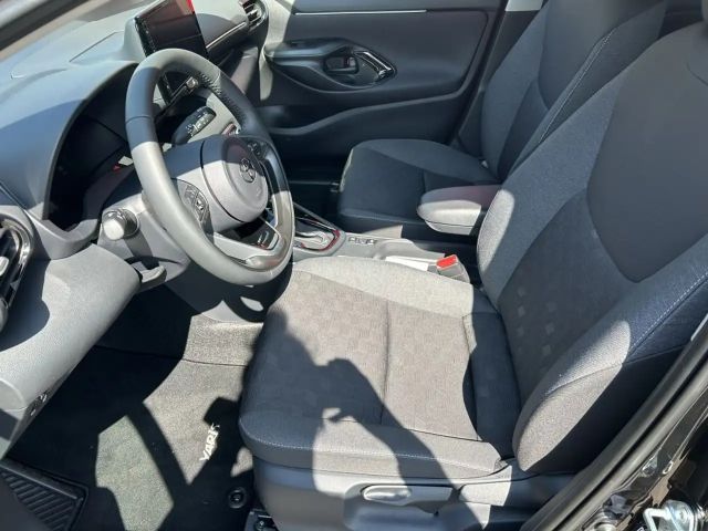 Toyota Yaris Hatchback Hybride VVT-i