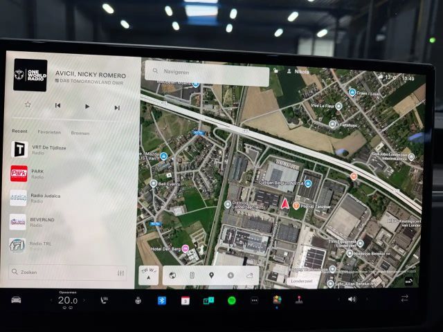 Tesla Model S Long Range