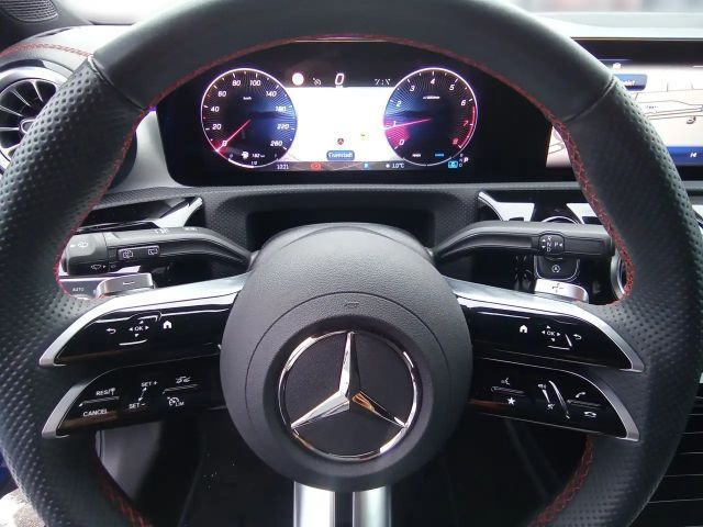 Mercedes-Benz CLA 180 AMG Line Shooting Brake