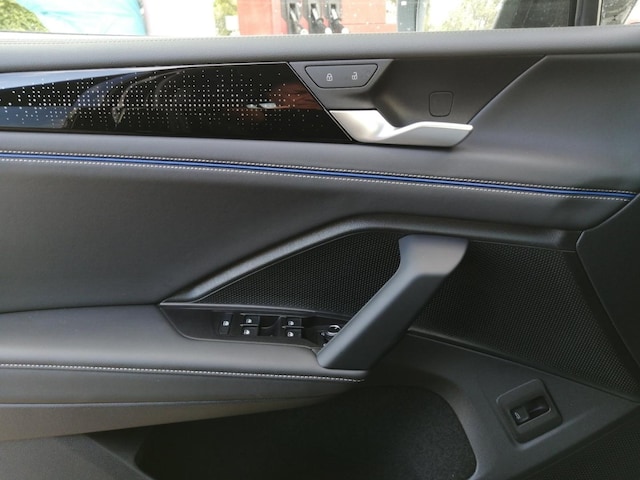 Volkswagen Tiguan DSG R-Line