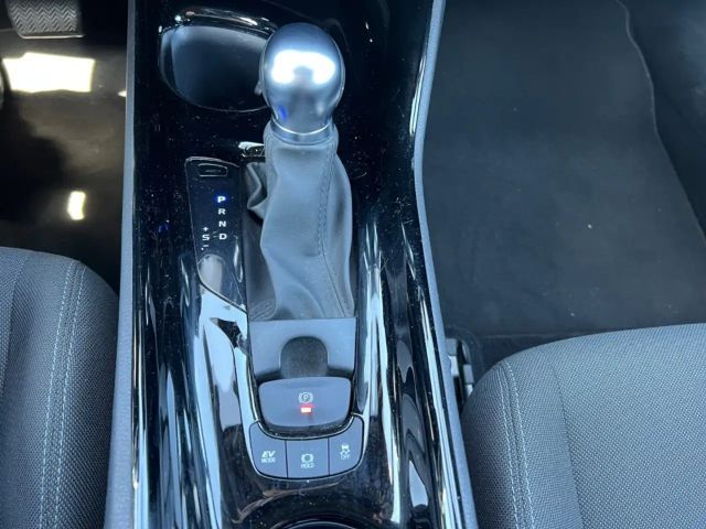 Toyota C-HR Hybride Team D