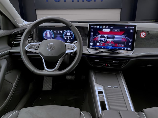 Volkswagen Passat 1.5 eTSI Business DSG