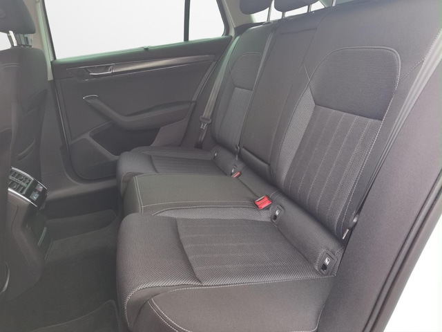 Skoda Superb 1.5 TSI Combi Style Style