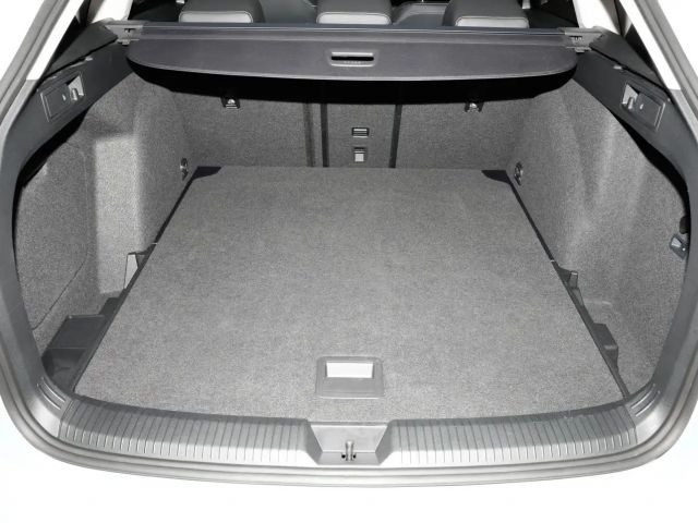 Volkswagen Golf 2.0 TDI DSG Variant