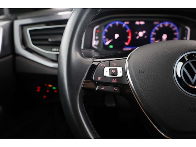 Volkswagen Polo 1.0 TSI Highline R-Line