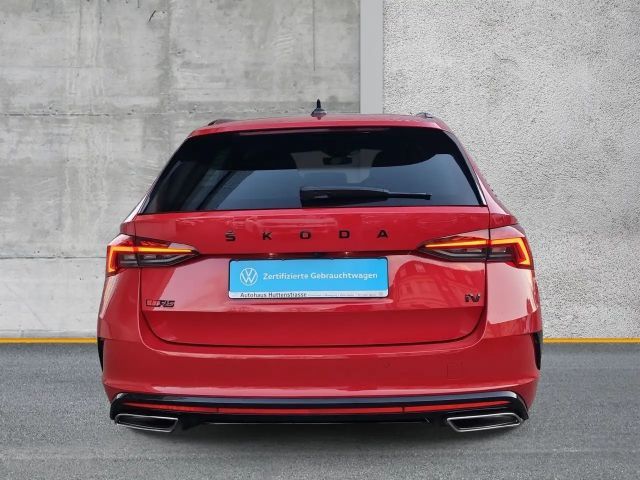 Skoda Octavia Combi RS iV