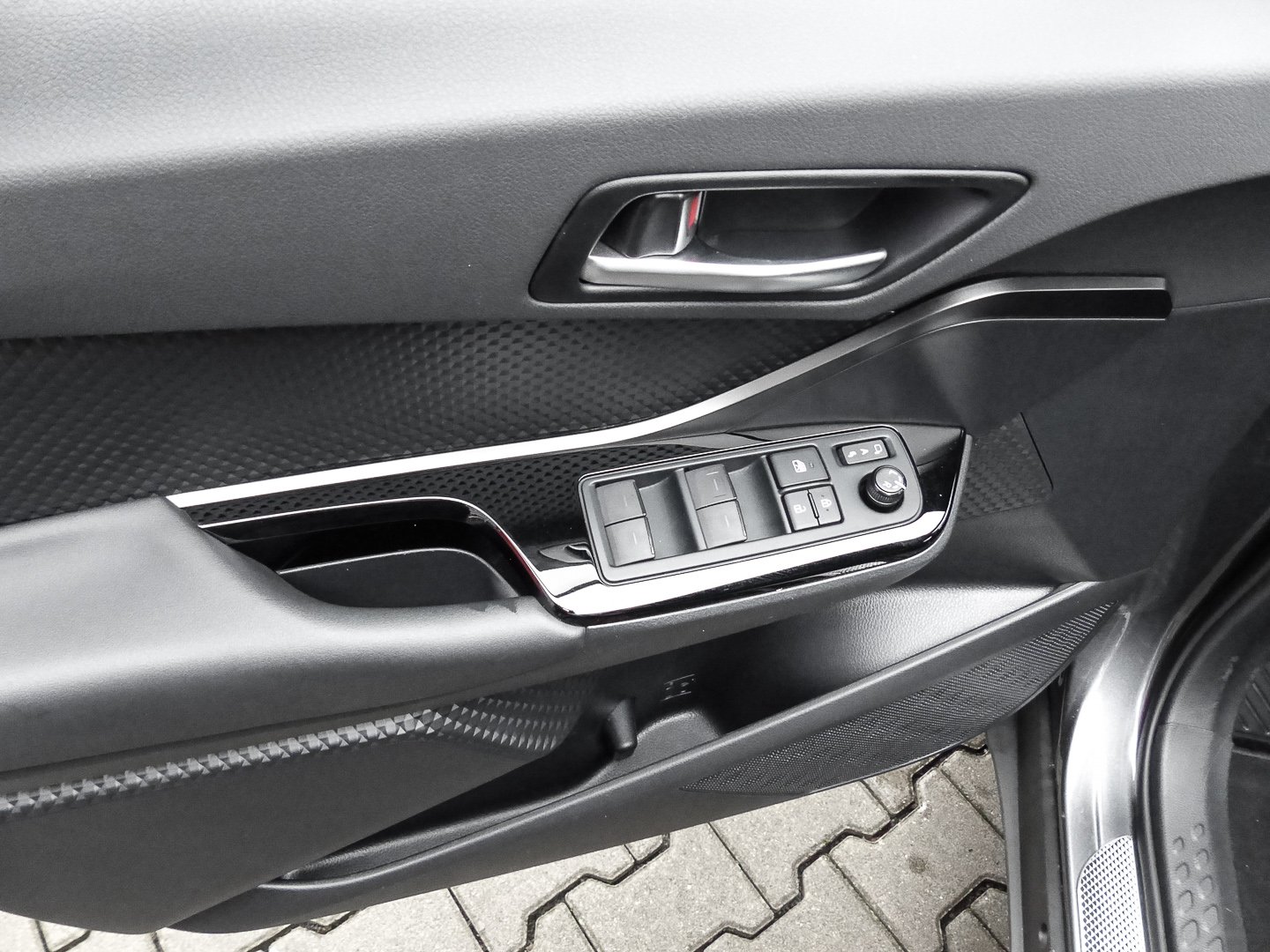 Toyota C-HR 5-deurs Team D