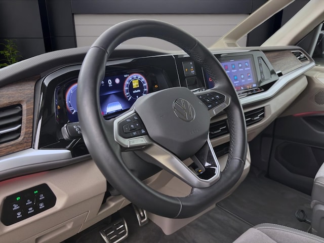 Volkswagen Multivan 2.0 TDI DSG Lang Style T7