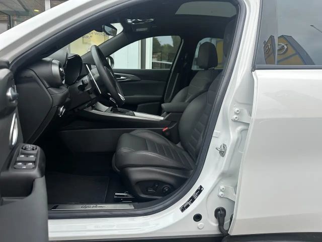 Alfa Romeo Tonale AWD Hybrid Veloce